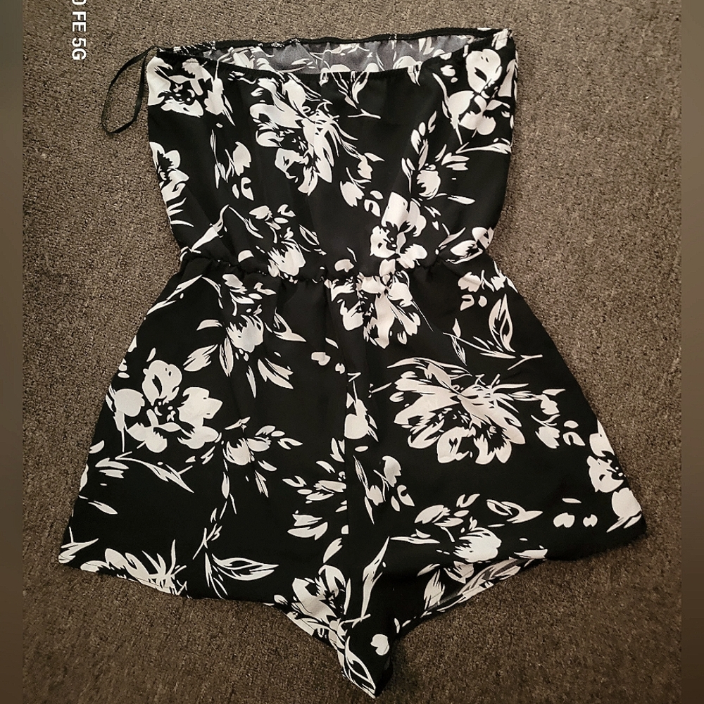 SHEIN ROMPER